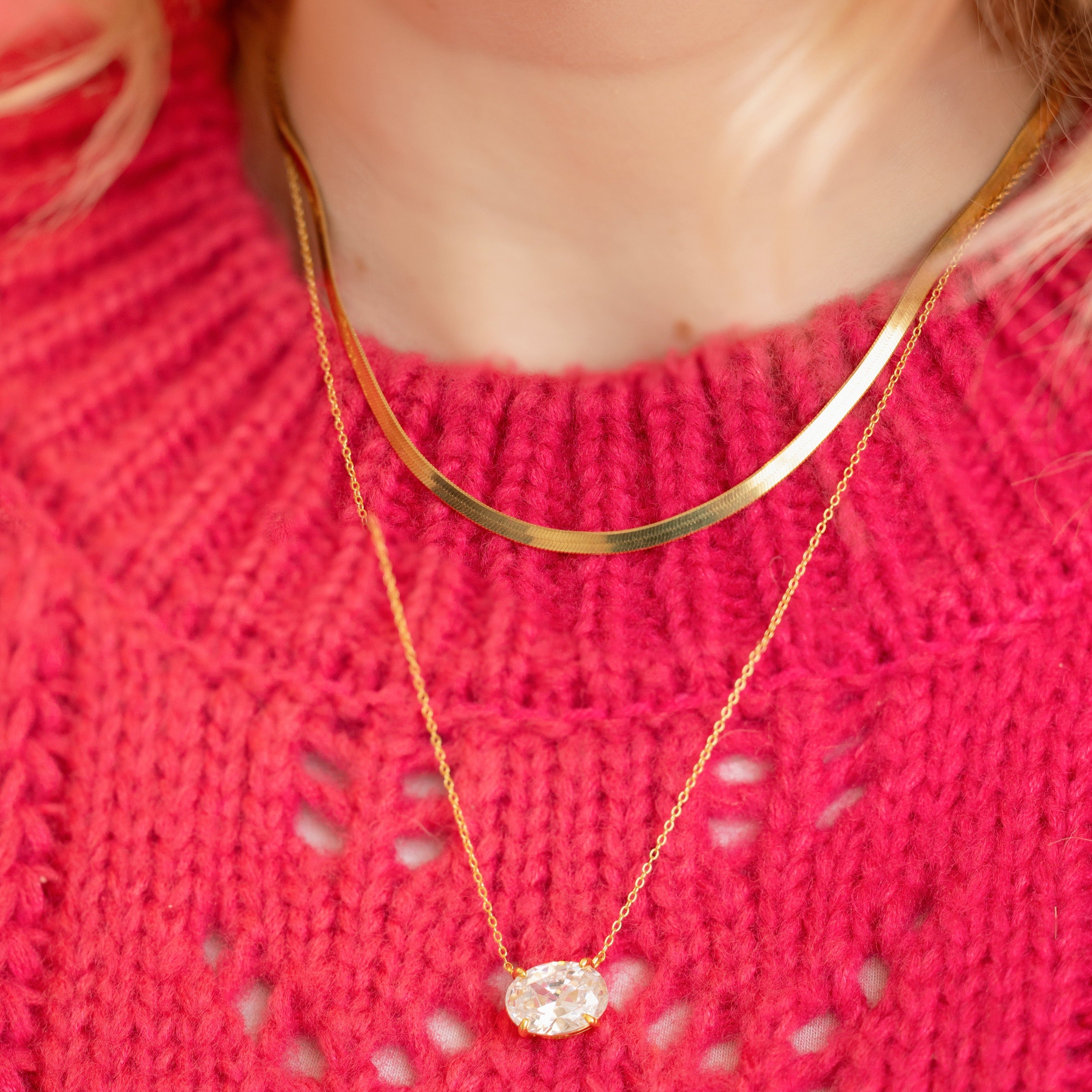 Dolly Necklace in Gold
